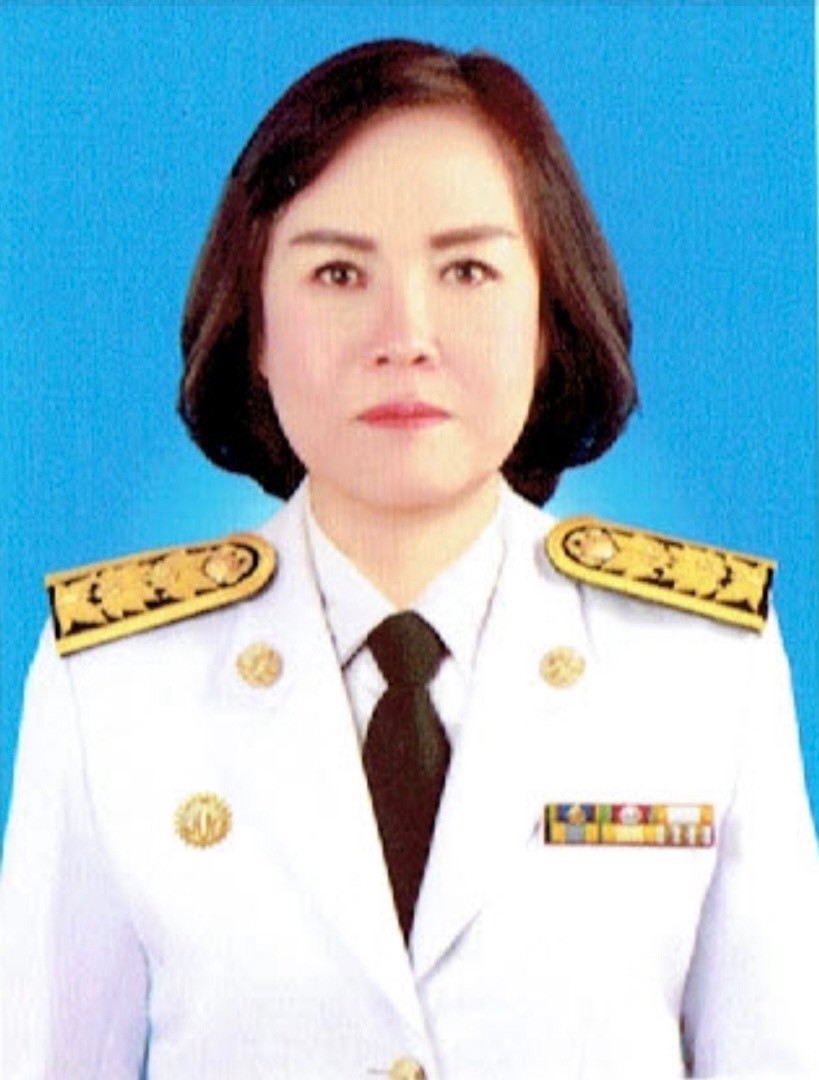นางพรทิพย์ ประดาอินทร์