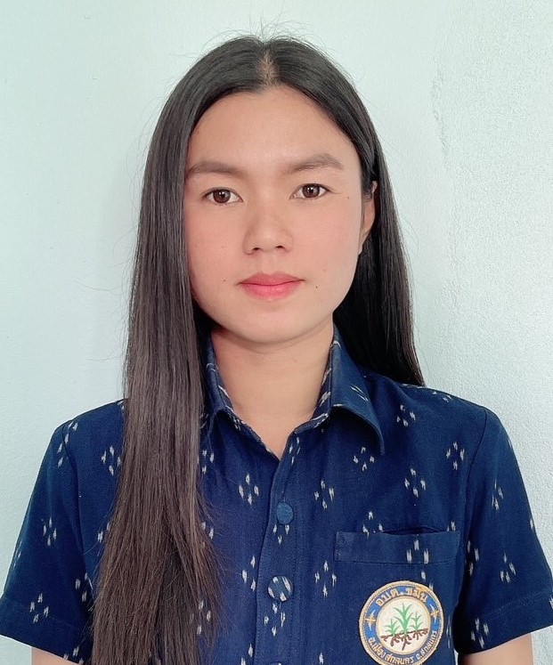 นางสาวอริสา อ้วนอินทร์