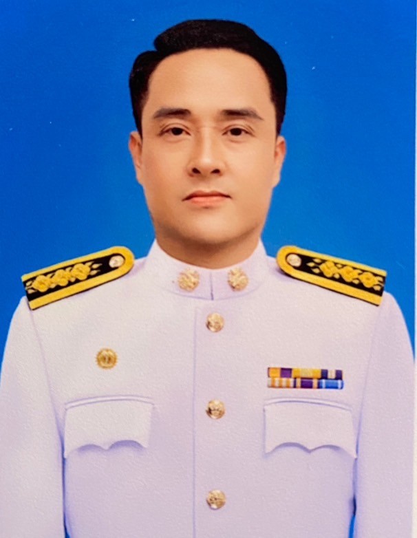 นายวิโรฒ ศรีวิภักดิ์