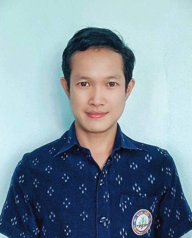 นายศักดิ์ภูธร  คลังระหัด